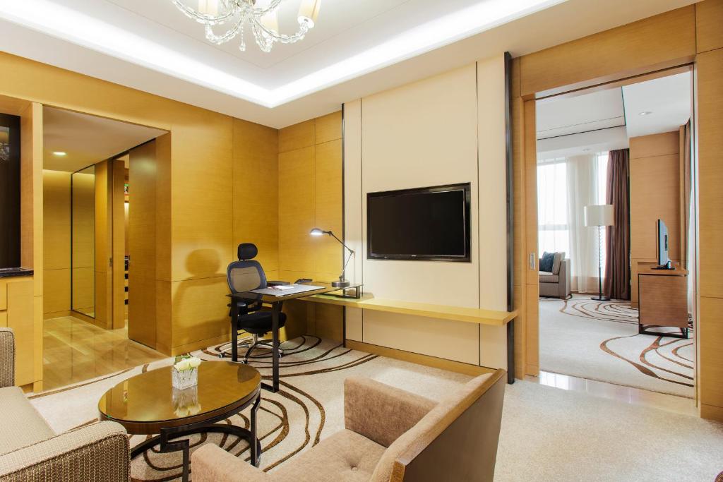 Crowne Plaza Tianjin Meijiangnan