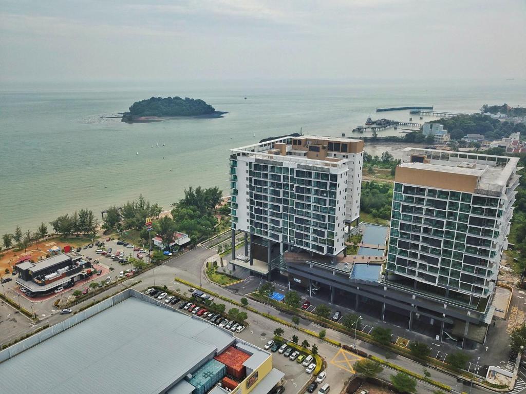 D'Wharf Hotel & Serviced Residence